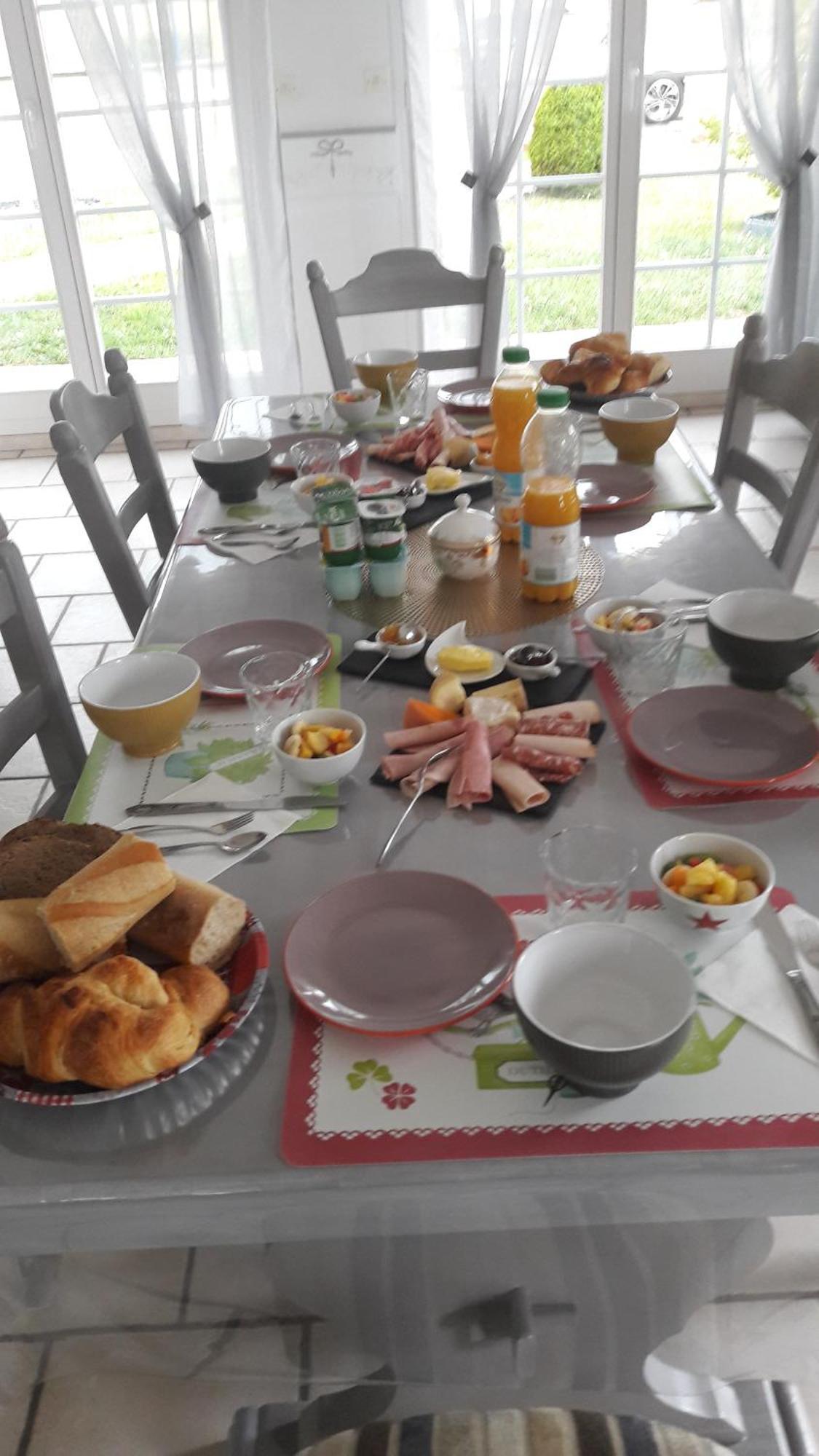 Maison D Hotes Salvatrice Rouvroy  ภายนอก รูปภาพ